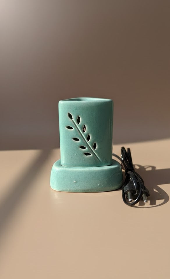 Ceramic Electric Oil Diffuser | Leaf Cutwork Aroma Burner For Home & Spa Décor