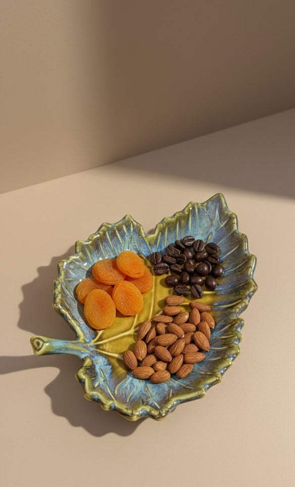 Handcrafted Leaf-Shaped Ceramic Snack Platter | Elegant Serving Tray For Snacks & Starters