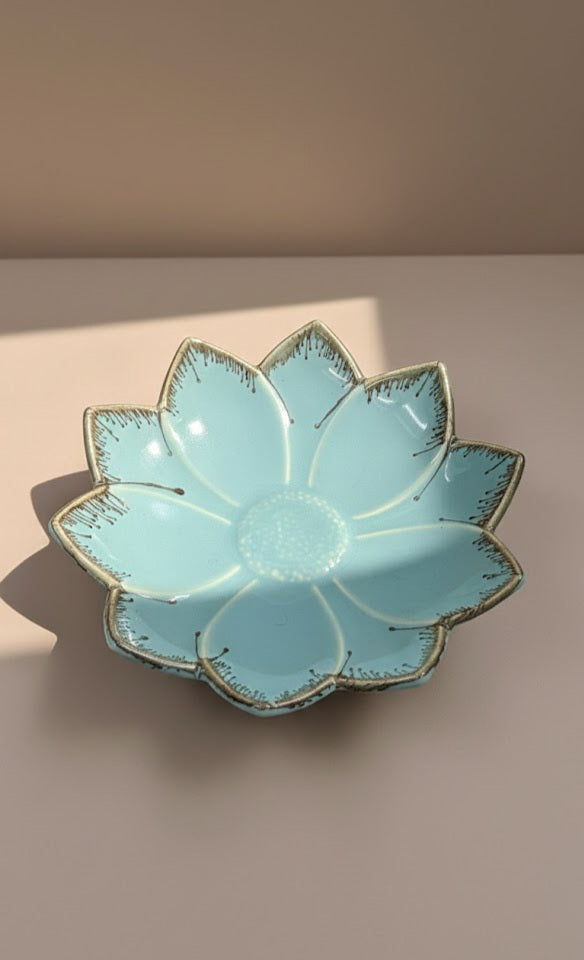 Handcrafted Flower-Shaped Ceramic Snack Platter | Elegant Serving Plate For Snacks, Sweets & starters