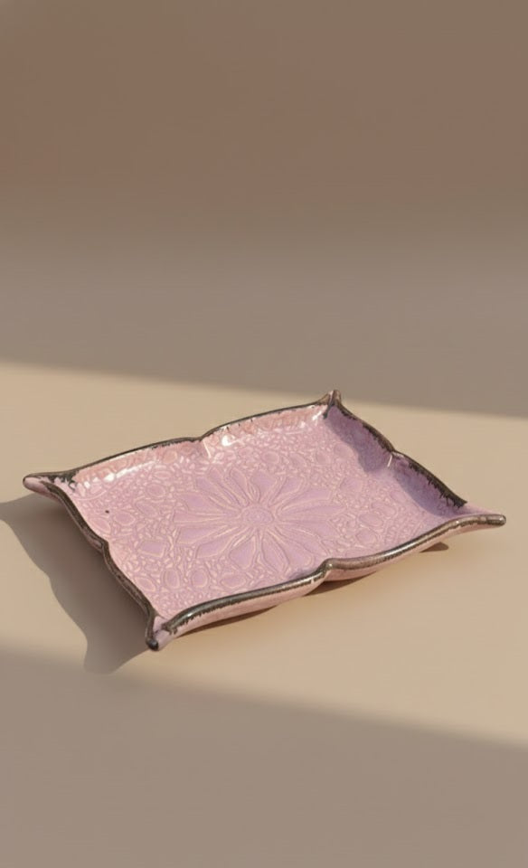 Handcrafted Leaf-Shaped Ceramic Snack Platter | Elegant Serving Tray For Snacks, Dry fruits & Starters