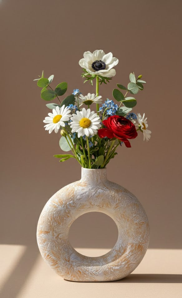 Modern Donut-Shaped Ceramic Flower Vase | Minimalist Decorative Vase For Living Room & Home Décor